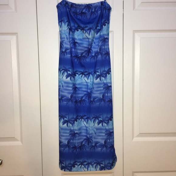 HAWAIIAN DRESS MADE IN HAWAII THAT YOU WILL LOVE - Picture 4 of 4